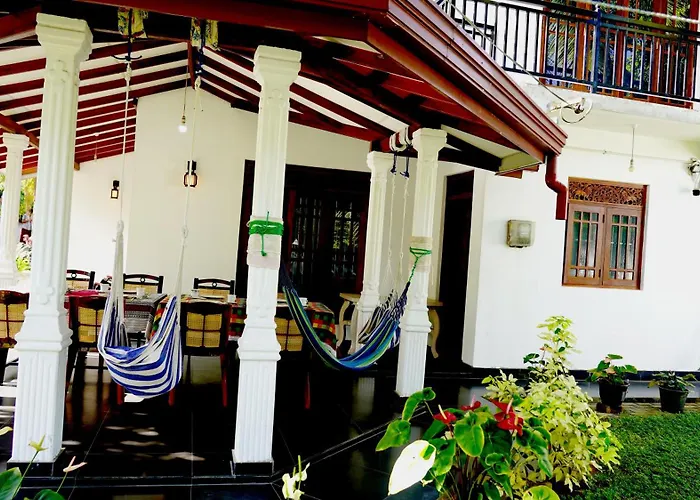 Premier Villa Tangalle