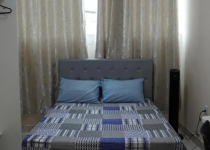 07 - Quarto com banheiro compartilhado, próximo a Pampulha