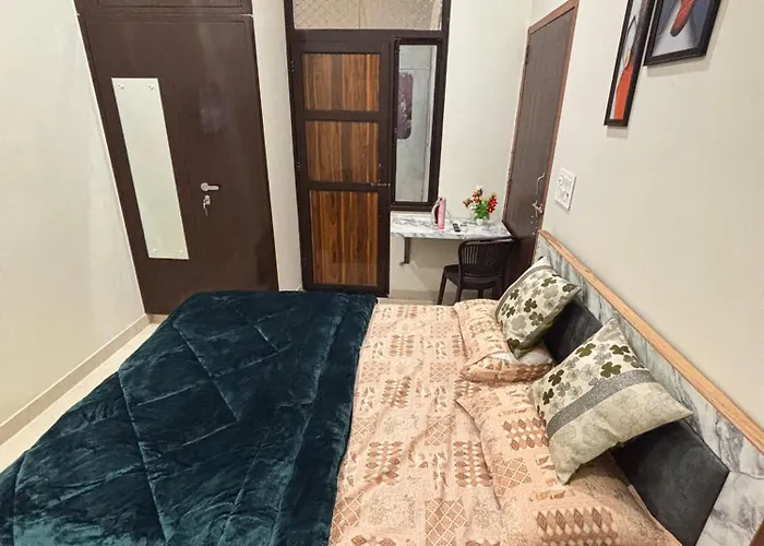 Primium Hotel Style Apartments For Jaipur Ture