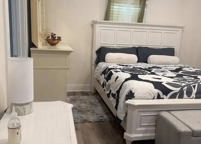 Cozy Family Home Near Downtown St Augustine