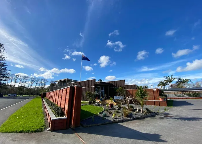 Parakai Springs Motel