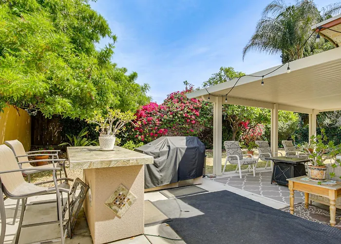 Home In San Diego Area W/ Outdoor Entertainment!