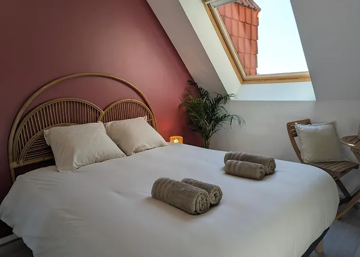 Chambre Au Cocon Boheme Avec Lit Queen