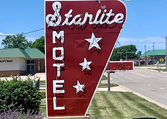 Starlite Motel