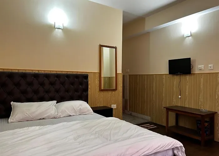 Khangri Guest House