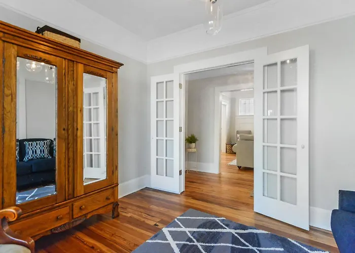 Saracasa - First Floor House 2Br/1.5Bath