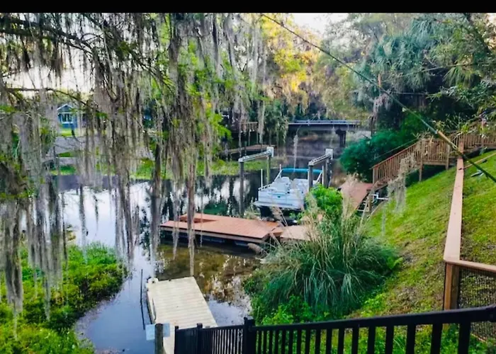 Paddler'S Paradise - Rainbow River, Private Dock