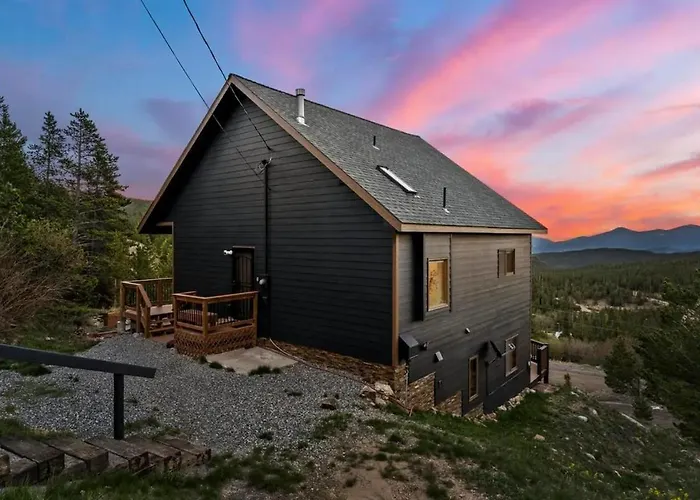 Family Mountain Getaway W Hot Tub And Amazing Views! Close To Hiking & Skiing