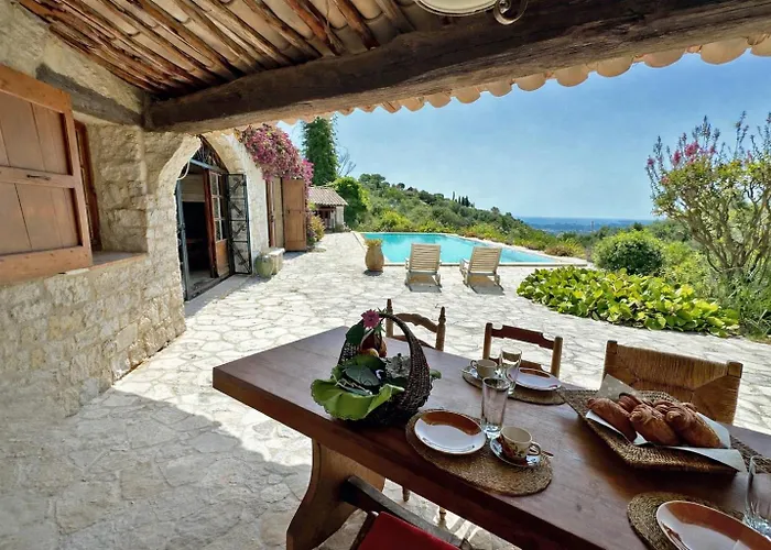 Le Secret De Saint-Paul, Large Villa With Sea View