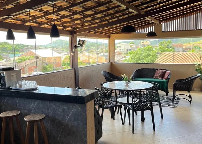 Hospedagem Canarinhos