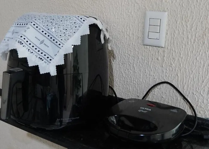 07 - Quarto com banheiro compartilhado, próximo a Pampulha