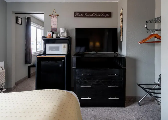 Sunset Motel And Rv