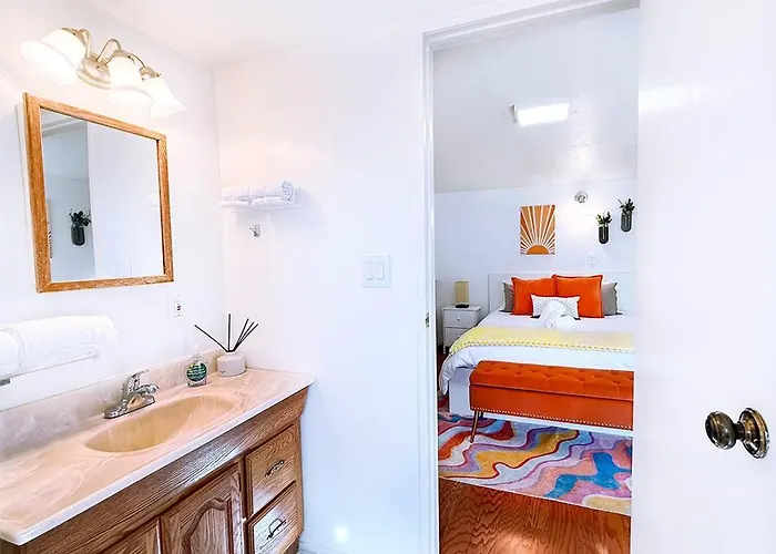 Cozy And Private Berkeley Hills Studio Suite