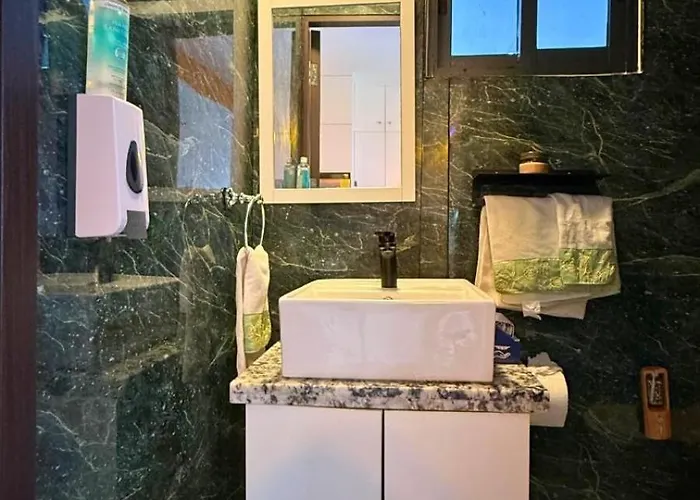 Cozy 1 Bedroom