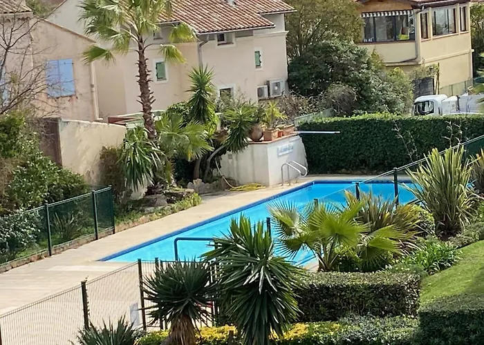 Charming Apartment 7 Min To The Beach