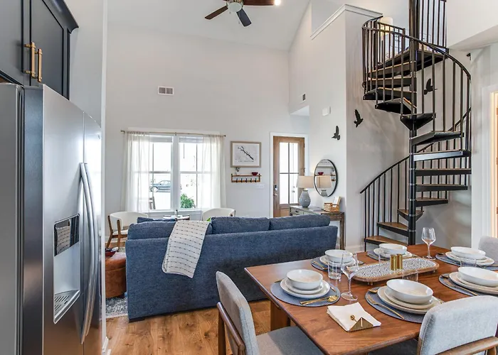 The Hideaway At Lake Greenwood | Marina Access
