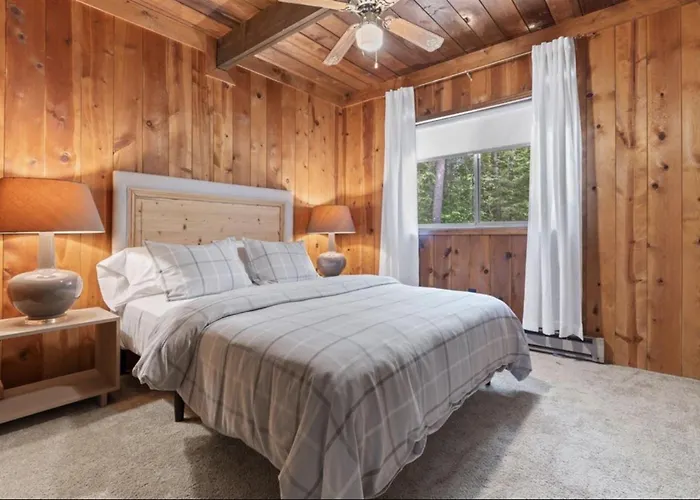 Stargazer Shores Limit 8 Villa