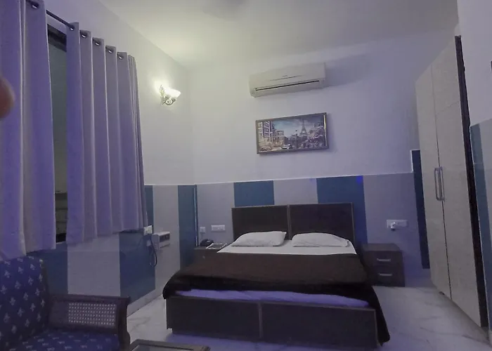 Hotel Doon Metro