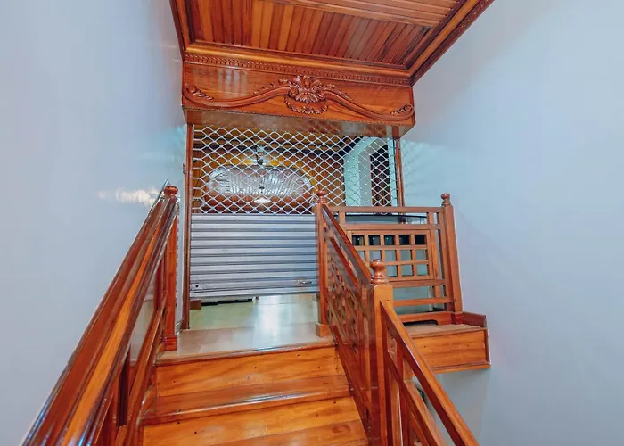 Karen Crown 5Br Villa