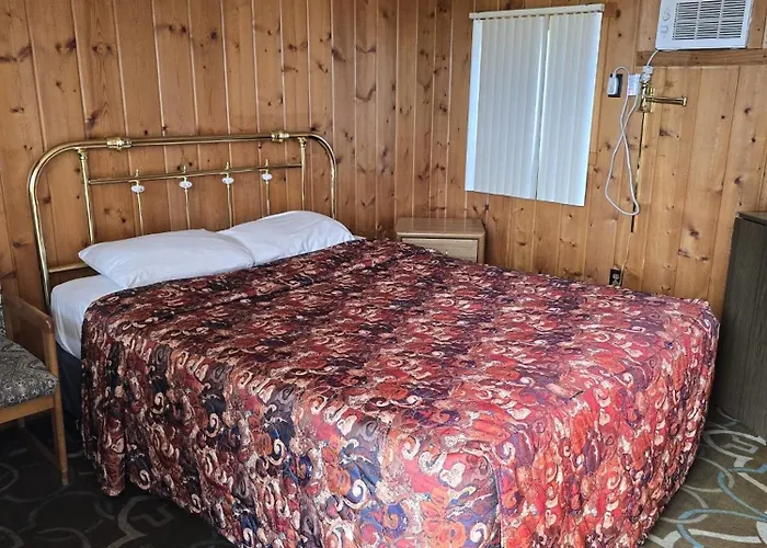 Hilltop Motel
