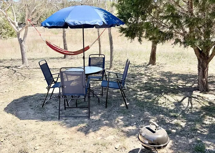 Longhorn Casita- 3 Miles From Bandera