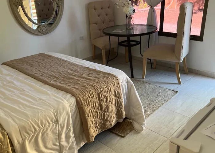 Olivias Village 1927 Room
