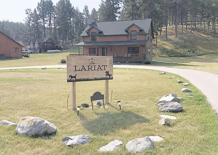 Lariat Cabin