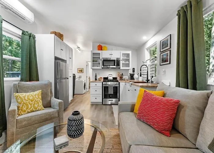 Creekside Escape A Designer Tiny House In The Woods But Minutes From Town