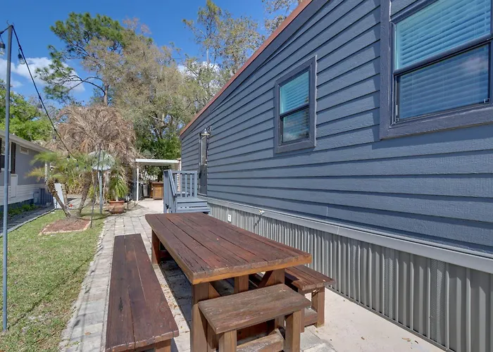 Rodeo Thrills & Backyard Bbqs! Lake Wales Retreat