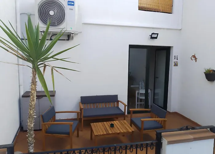 Casa Bella, Your Catalan Home Between The Sea And Barcelona