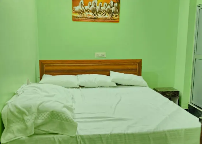 Rupali Guest House