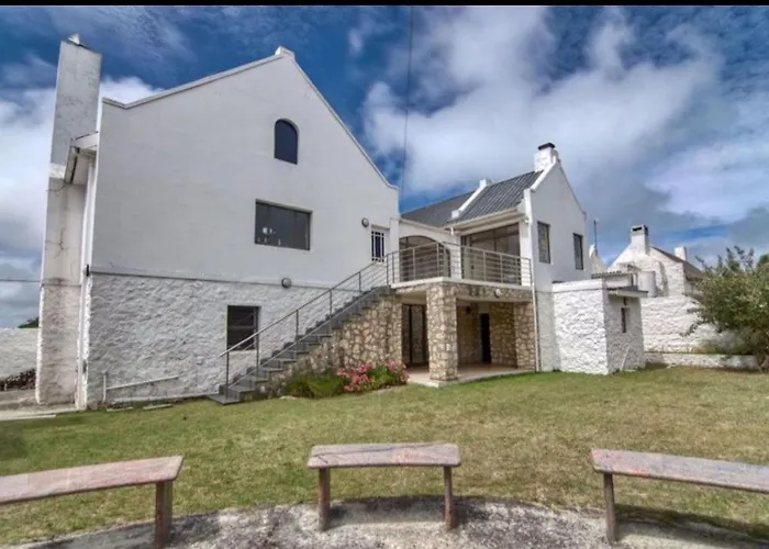 Iconic Villa In Arniston