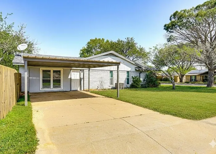 Pool, Game Room, Fast Wifi, 25 Mile Biking Trail