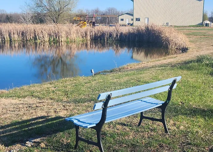 Richland Home On Multi-Unit Farm: Fish, Hike!
