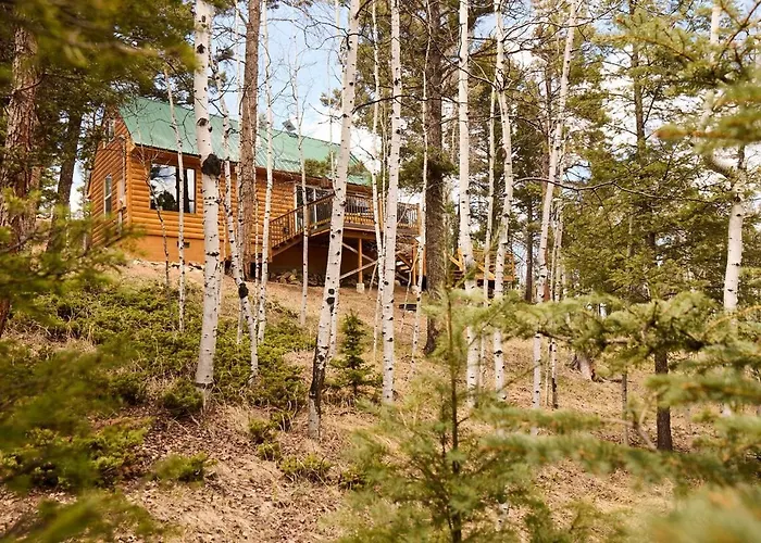 Mountain Modern Log Cabin, Deck, Hot Tub And Firepit