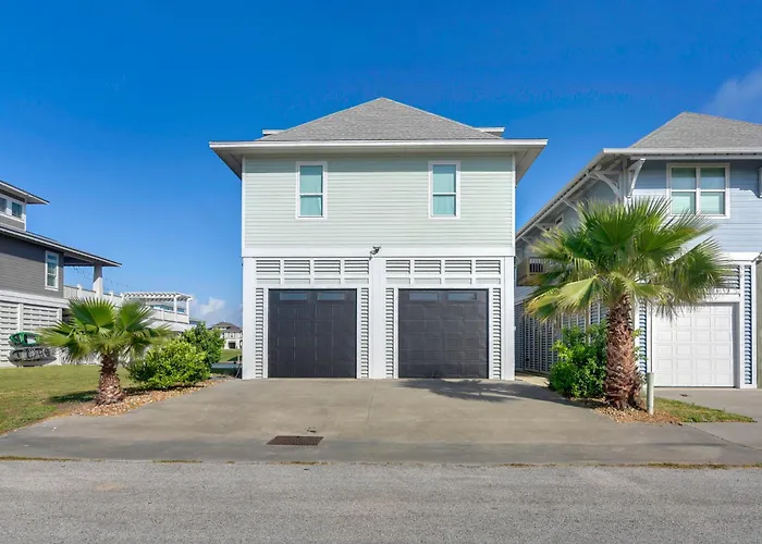 Walk To Beach! Bayfront Port Bolivar Home W/ Dock