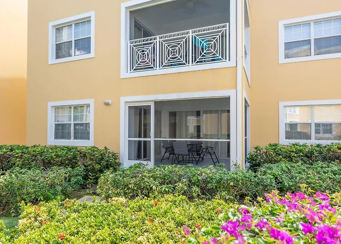 Regal Beach Club #214 - 2Br Ocean View 7 Mile Beach