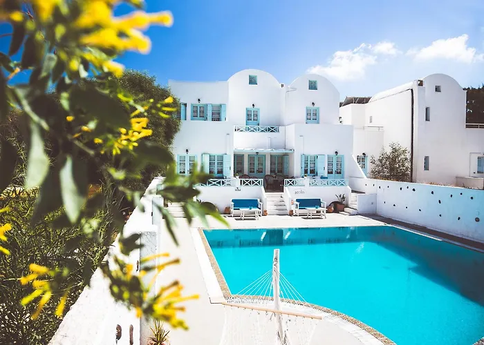 Aeolis Santorini