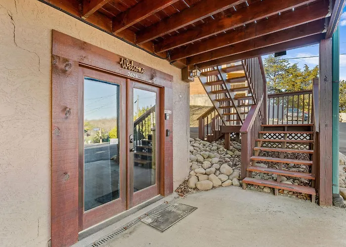 Devine Lake Lodge By American Patriot Getaways