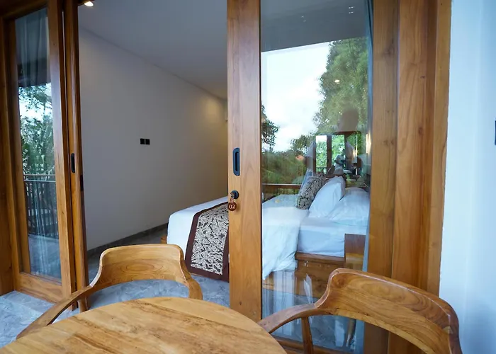 Sandat Garden House