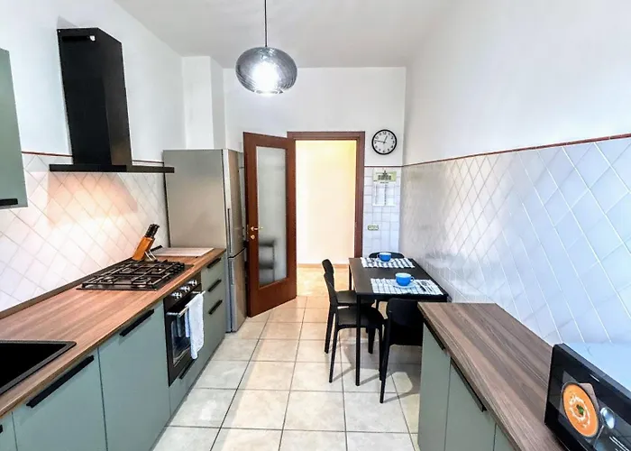 Bright Apartment Marina Di Carrara - Free Parking