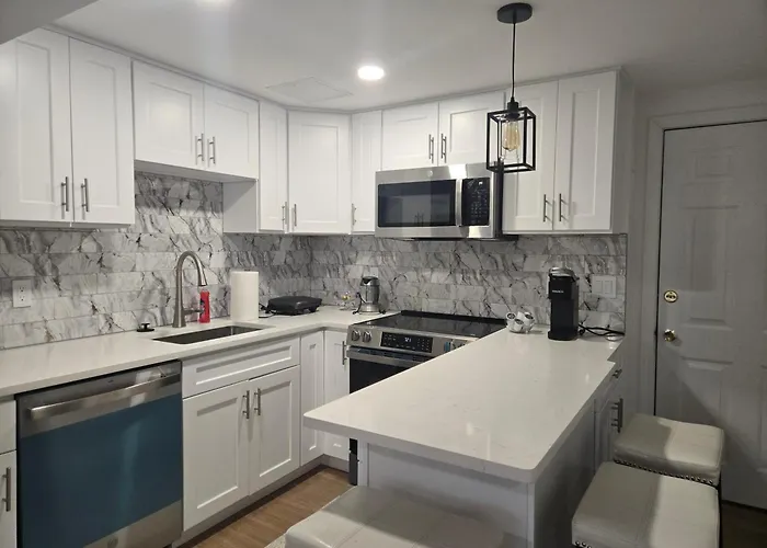 Modern & Cozy Suite