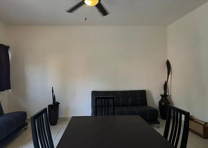 Alojamiento En Ixtapa, Cerca De Zona Hotelera