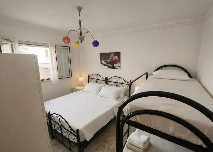 Beach House 50M Dal Mare, 2 Camere, 2 Bagni, Aria Condizionata
