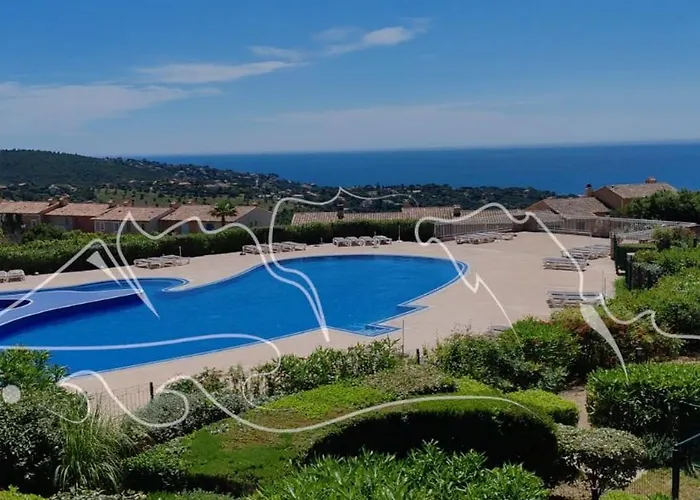 Appartement 2 A 4 Pers, Piscine, Vue Mer Aux Issambres