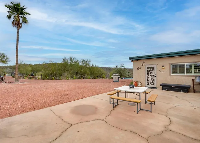 Horse Ranch Hideaway! Wickenburg Equestrian Casita