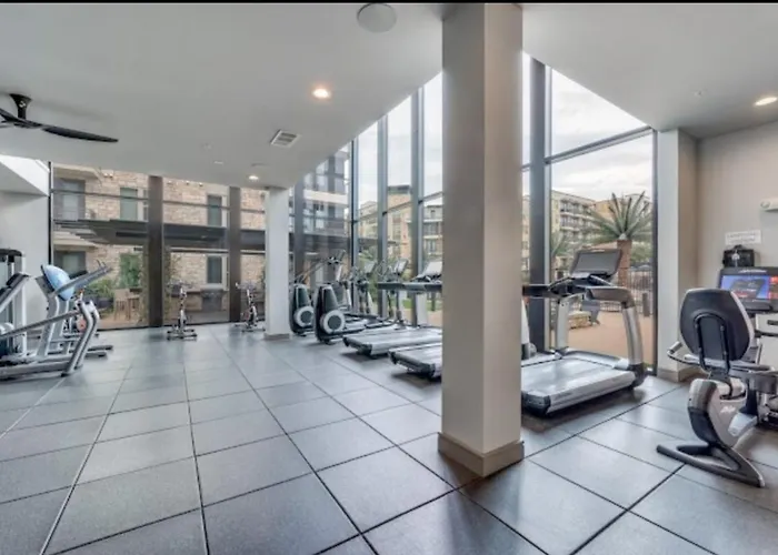 Luxury 2Bd 2Bth Unit In Addison