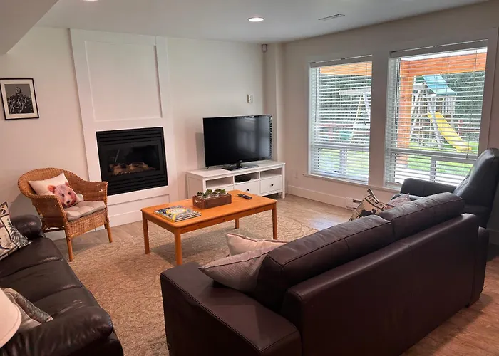 Sumas Mountain Basement Suite