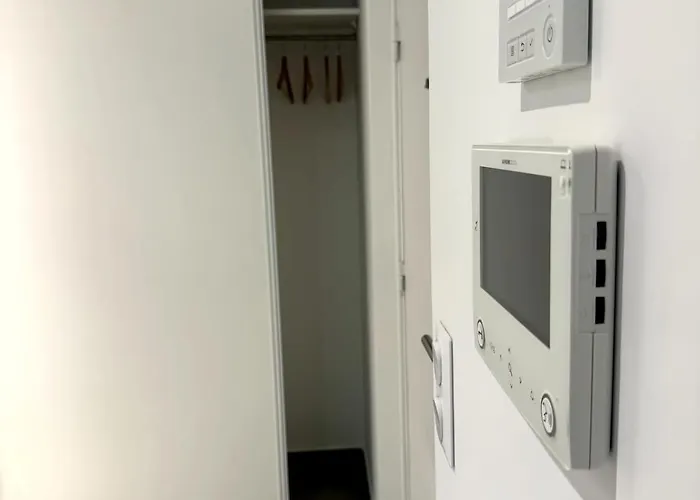 Appartement Entre Monaco Et Nice Calme Et Tout Equipe