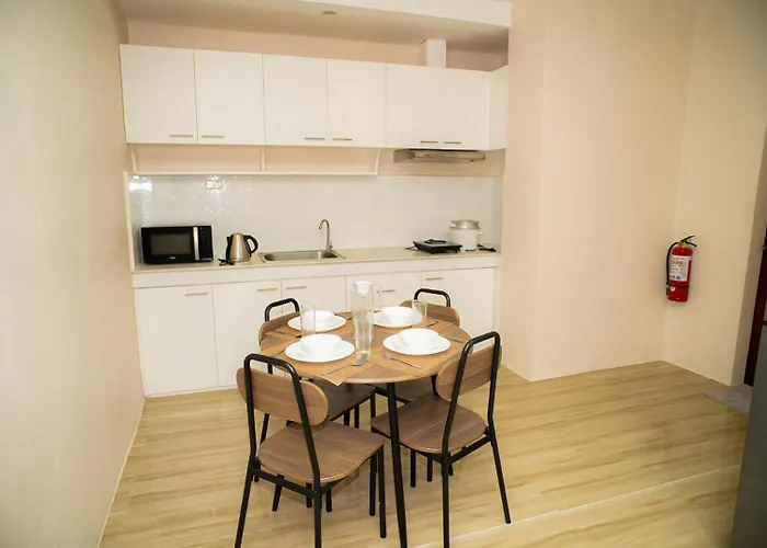 Gloriana Apartments In Dumaguete